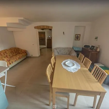 Lea Holiday home *